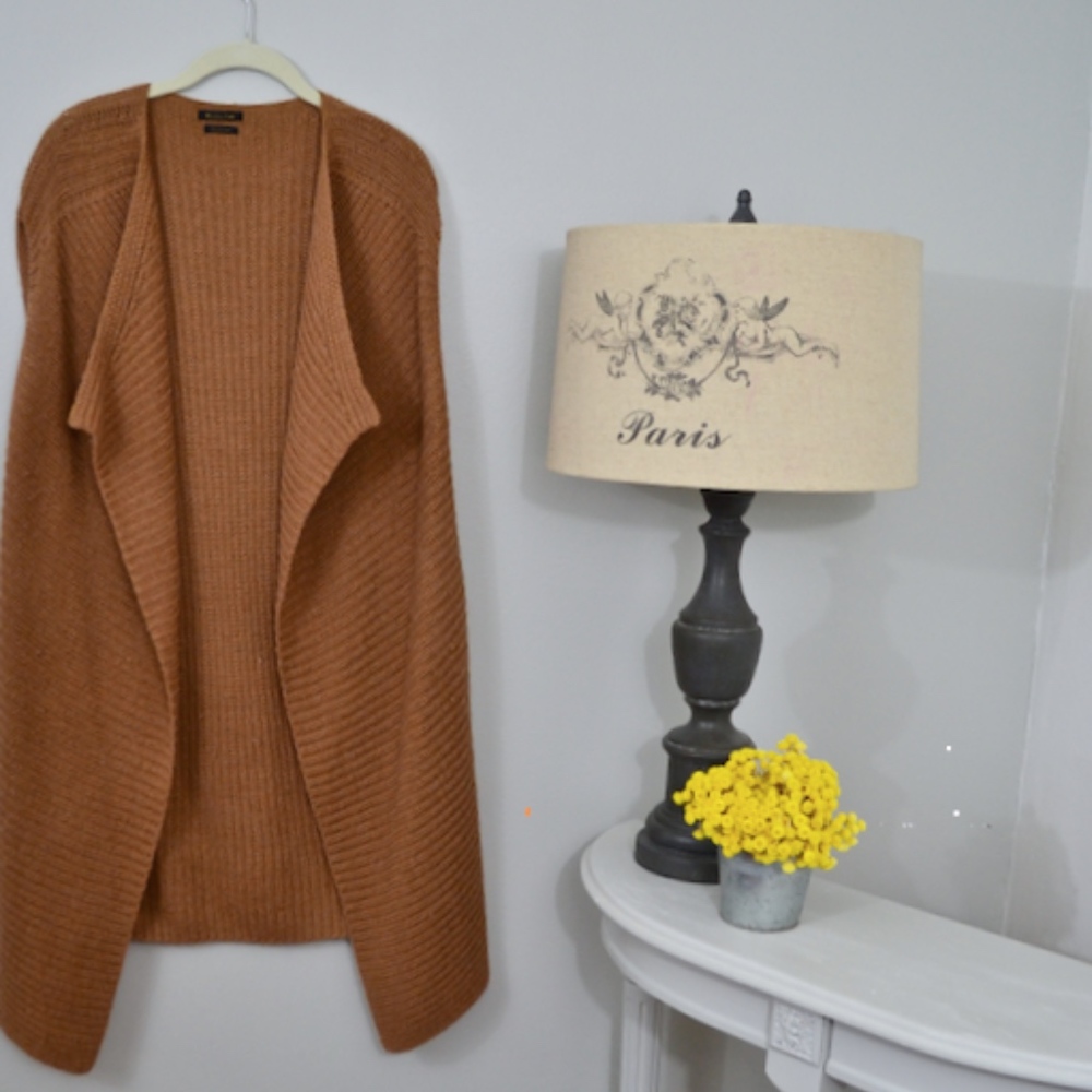 Massimo Dutti sleeveless Cardigan